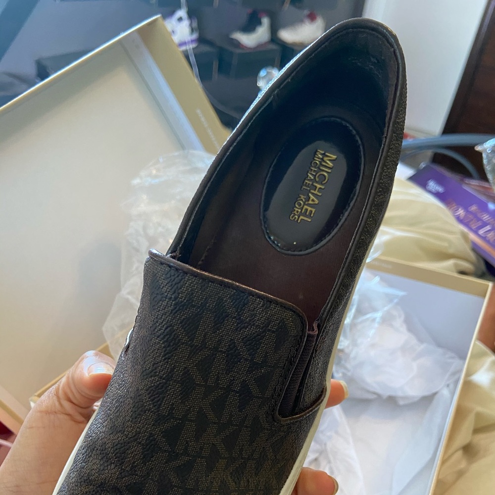 micheal kors slip on
